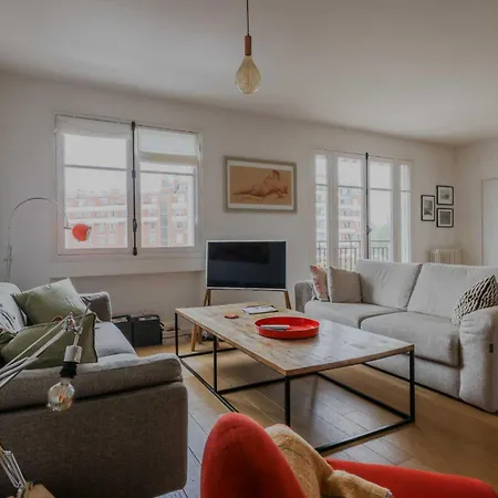 Apartment Charming Flat - 9p-4bd - Near Auteuil